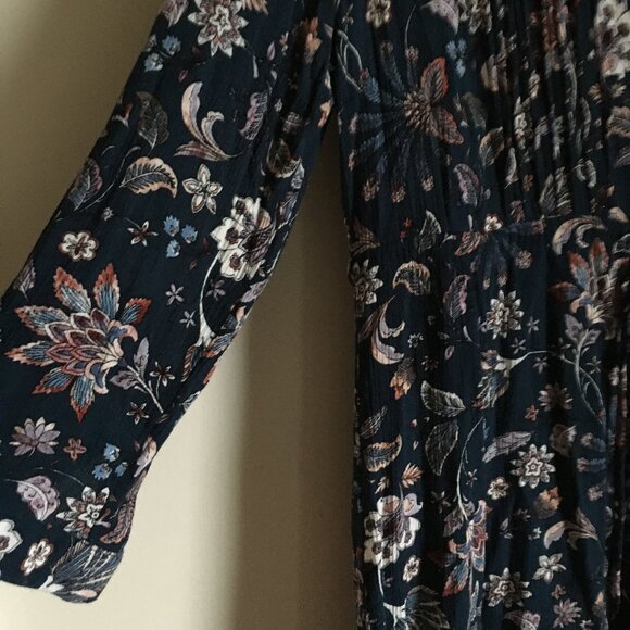 Hilary Radley Long Dark Floral Paradisaical Tunic Blouse - Picture 8 of 16